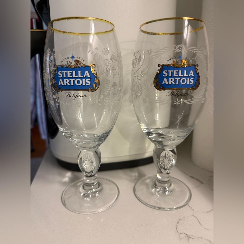 Clear Glass Goblets with Gold Rim - Set of 2